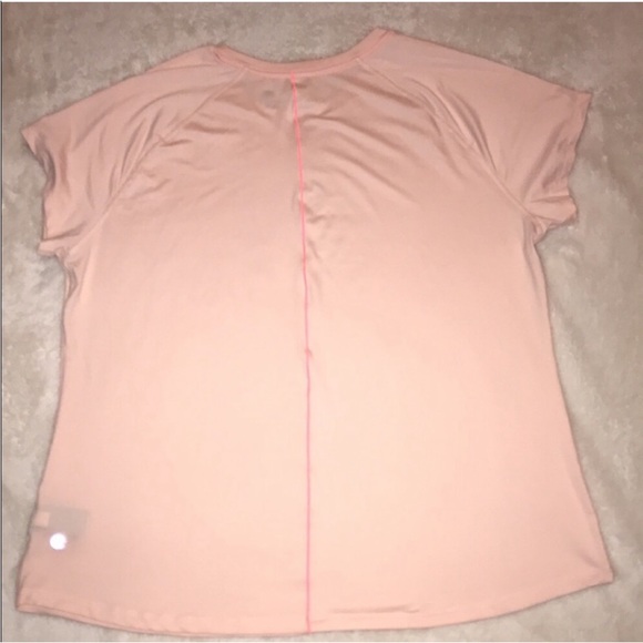 C9 by Champion Short Sleeve T Shirt - Picture 2 of 3